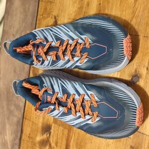 Hoka Speedgoat 4